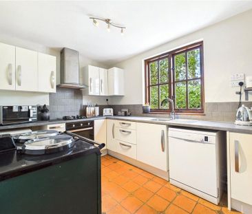 2 bedroom house to rent - Photo 1