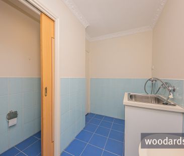 Stunningly Renovated 4-Bedroom Family Home in Prime Box Hill Location! - Photo 6