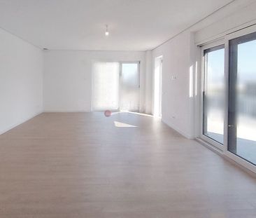 Imobil nou - Prima Inchiriere - Fotografie 2