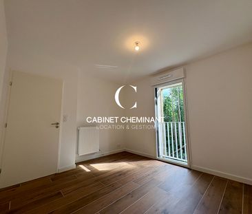 Location Appartement 2 pièces 44m² - Photo 2