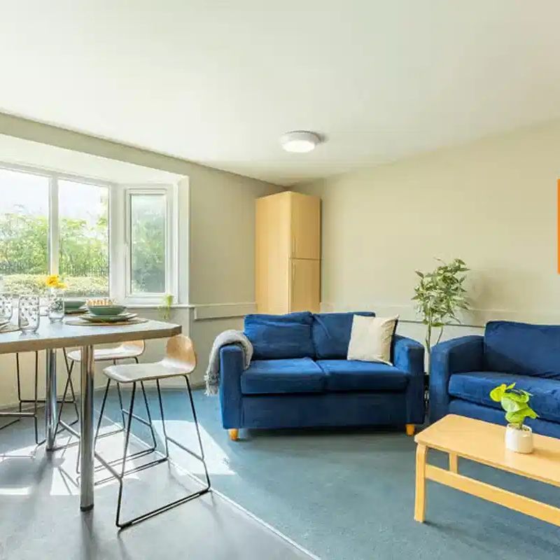 Classic 2 Bed Flat - Photo 1