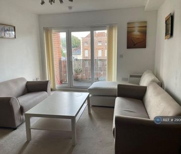 2 bedroom flat to rent - Photo 6