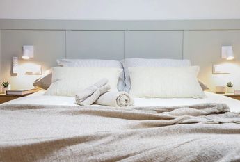 Calle Volver a Empezar, Madrid, Community of Madrid 28018