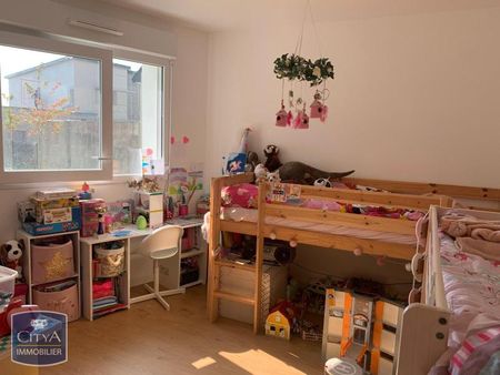 Location Appartement 3 pièces 65m² CHARTRES DE BRETAGNE 35131 - Photo 5