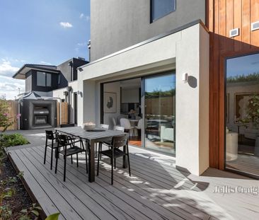 3/1 Estella Street, Glen Iris - Photo 2