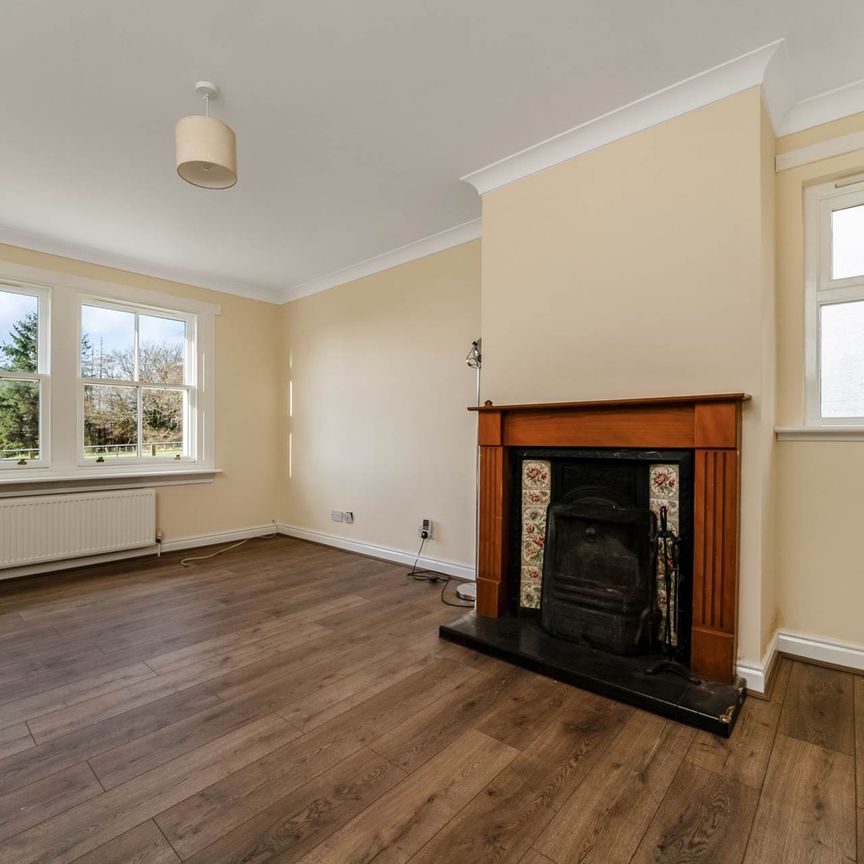 Price £1,395 pcm - Available 16/02/2026 - Unfurnished - Photo 1