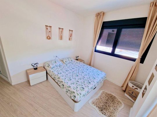 Piso de alquiler en Calle Rafael Quintana Rosado, 57, Calvario - Photo 1