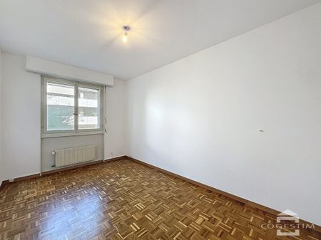 Proche du centre ville appartement de 3 pièces au 1er étage - Foto 4