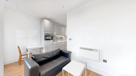 Luxury Apartment Building - Photo 3