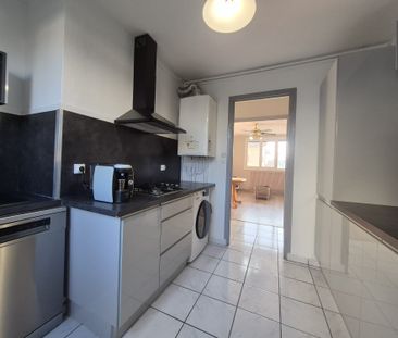 Location Appartement 3 pièces 53m² FONTAINE 38600 - Photo 6