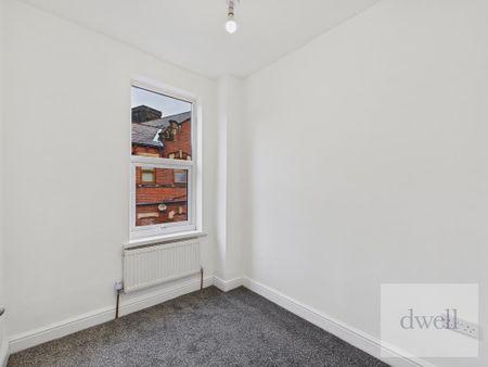 2 bedroom terraced house to rent - Photo 4