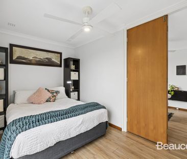 Sleek & Convenient Fully Furnished Apartment in Prime Location - Photo 6