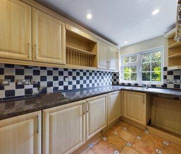 2 bedroom terraced house to rent - Photo 5