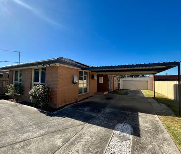 25 Tully Road, Clarinda VIC 3169 - House For Rent | Domain - Photo 6