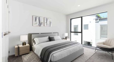 Brand new 3 bedroom sunny home - Photo 3