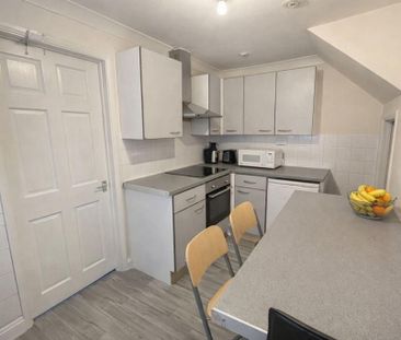 1 bedroom flat to rent - Photo 6