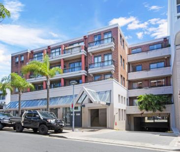 Super convenient location in a quiet block - Photo 6