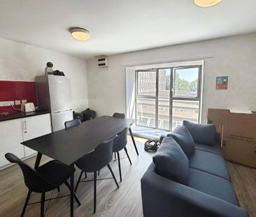 1 bedroom property to rent - Photo 1