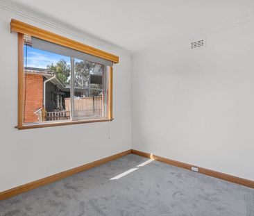 Spacious & Light-Filled Three Bedroom Home in West Moonah - Photo 5
