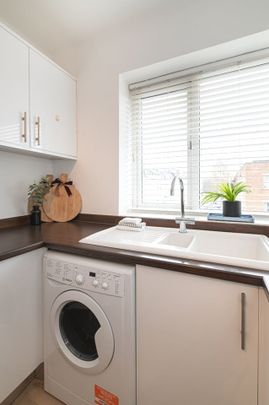 2 Bed Flat, Harrington Road, SW7 - Photo 1