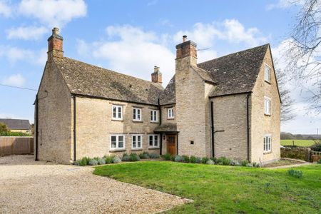 4 bedroom detached house to rent - Photo 5