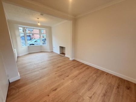 66 Connsbrook Avenue, Belfast, BT4 1JW - Photo 2