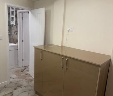 1 Bed Flat, Black Prince Avenue, CV3 - Photo 1