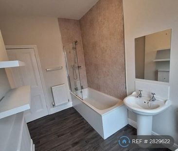 2 bedroom terraced house to rent - Photo 6