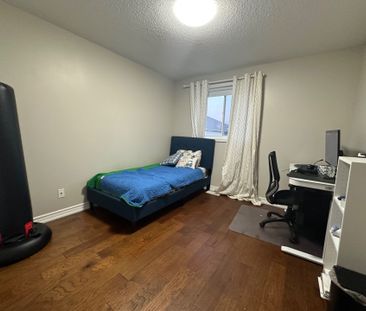 For Lease - 272 CLARIDGE Drive, Barrhaven, Ontario - Photo 4