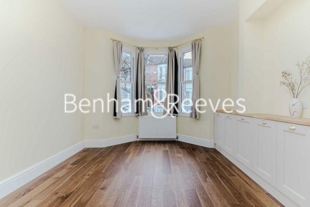 3 bedroom terraced house to rent - Photo 1