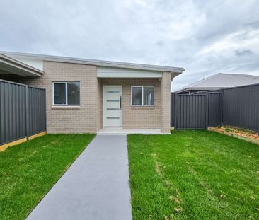 Charming & Private Modern Home in Spring Farm - Photo 6