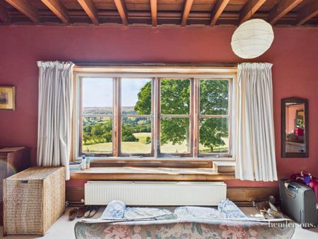 6 bedroom detached house to rent - Photo 5