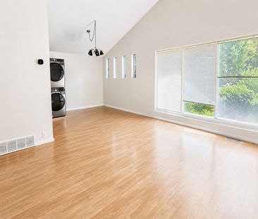 For Lease - 26 Arlene Crescent Unit# Main Floor, Toronto, Ontario - Photo 3