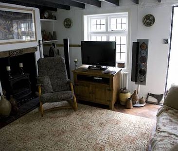 Single or Double bedroom to let - Student Cottage - Canterbury - Photo 1