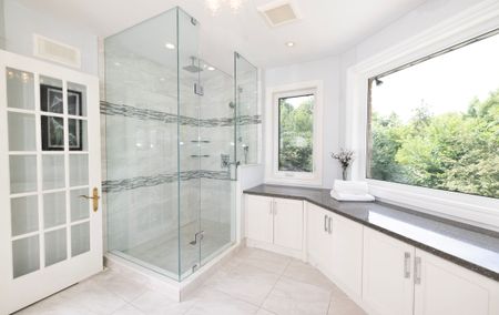 For Lease - 163 Wheelihan Way, Milton, Ontario - Photo 4