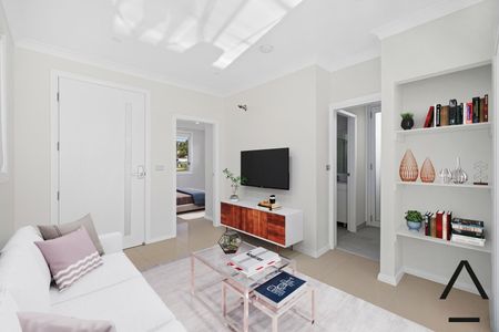 13A Facey Cres, Lurnea NSW 2170 - House For Rent | Domain - Photo 3