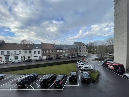 Appartement te huur - Foto 4