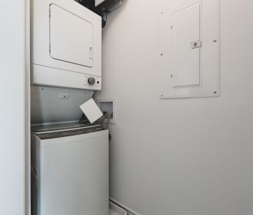 For Lease - 60 Jaguar Private Unit# H, Kanata, Ontario - Photo 5