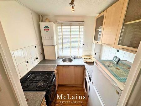 Moorland Gardens, Luton, LU2 - Photo 4