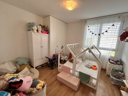 Beautiful apartment on the 3rd floor just a stone's throw from the lake! - Photo 5