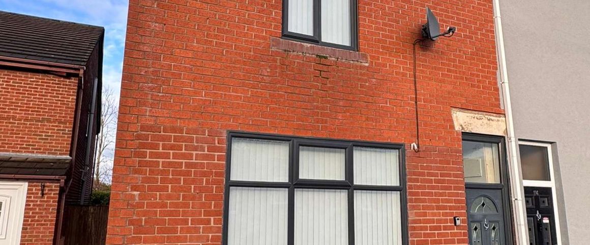 Legh Street Room 3 - Photo 1