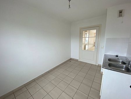 Location appartement 3 pièces 87 m² à Hazebrouck (59190) - Photo 3