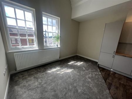 New Street - Photo 2