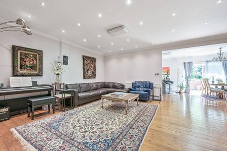 5 bedroom bungalow to rent - Photo 2