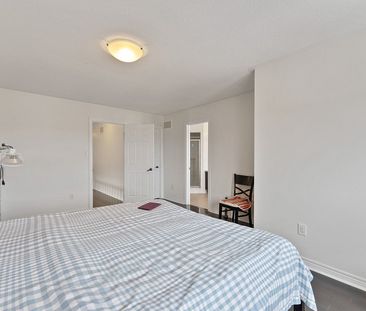 For Lease - 301 Oberfrick Avenue, Vaughan, Ontario - Photo 5