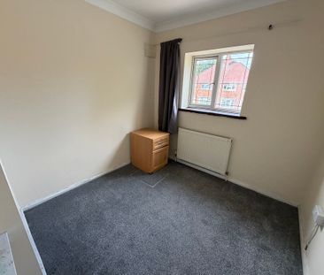 Jeffrey Avenue, Parkfields, Wolverhampton - Photo 4