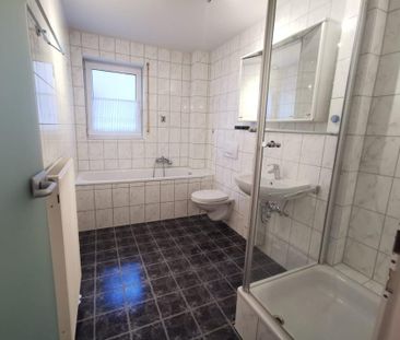 Schicke, großzügige 3-Zimmerwohnung Sonnenbalkon in Troisdorf-Bergh... - Photo 6