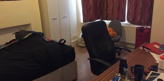 4 bedroom house to rent - Photo 2