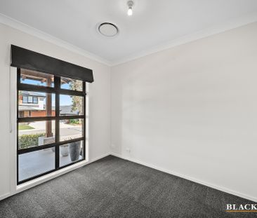 28 Garraway Crescent, Googong NSW 2620 - House For Rent | Domain - Photo 6