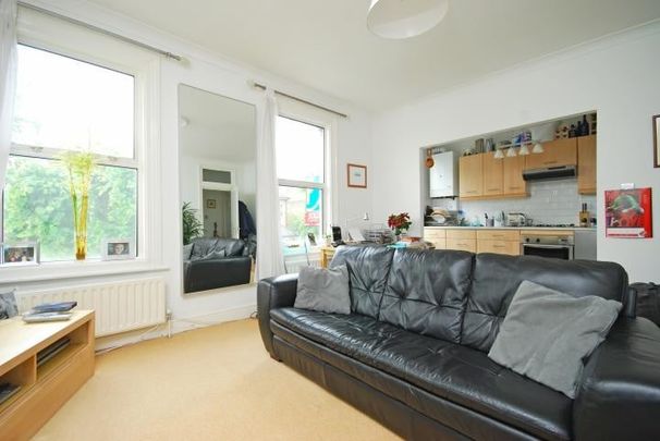 1 Bed Flat, Humber Road, SE3 - Photo 1